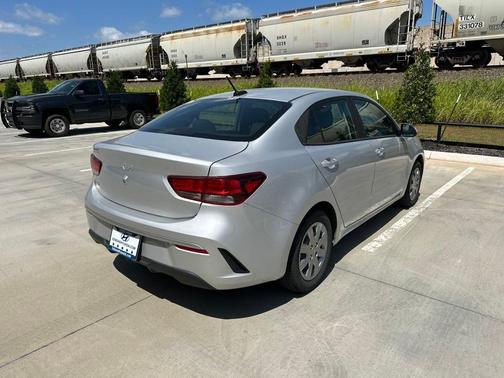 2023 Kia Rio LX