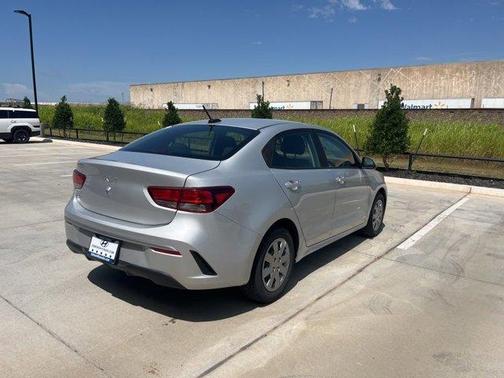 2023 Kia Rio LX