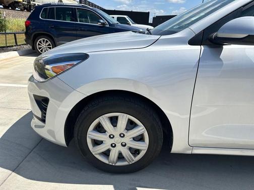 2023 Kia Rio LX