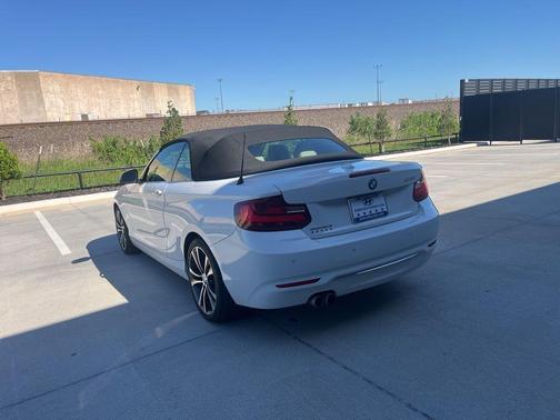 2017 BMW 230 i