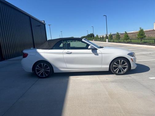 2017 BMW 230 i