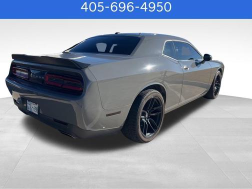 2017 Dodge Challenger SXT