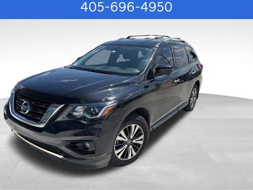 2017 Nissan Pathfinder SL