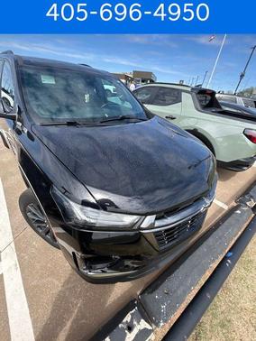 Mosaic Black Metallic 2022 Chevrolet Traverse RS