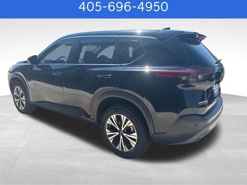 Black 2022 Nissan Rogue SV