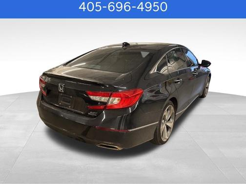 Crystal Black Pearl 2018 Honda Accord Touring 2.0T