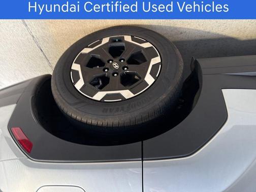 2025 Hyundai SANTA FE SE