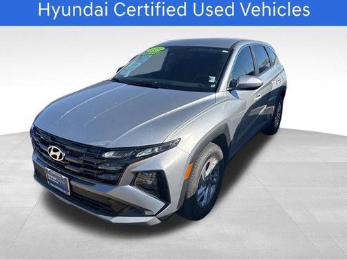 2025 Hyundai TUCSON SE