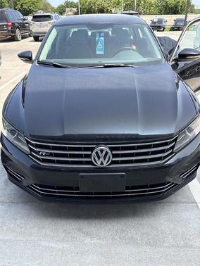2016 Volkswagen Passat 1.8T R-Line