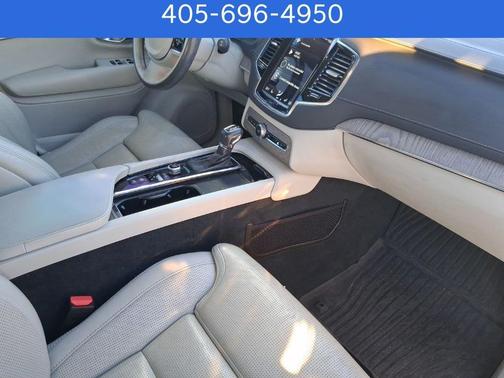 2021 Volvo XC90 T6 Inscription 7 Passenger