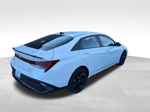 2026 Hyundai ELANTRA HEV SEL Sport