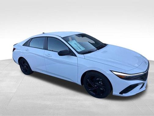 2026 Hyundai ELANTRA HEV SEL Sport