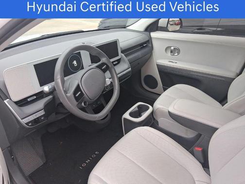2022 Hyundai IONIQ 5 SEL