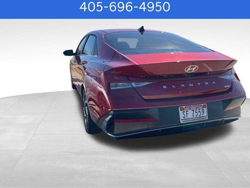 2025 Hyundai ELANTRA HEV Limited