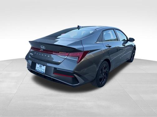 2026 Hyundai ELANTRA SEL