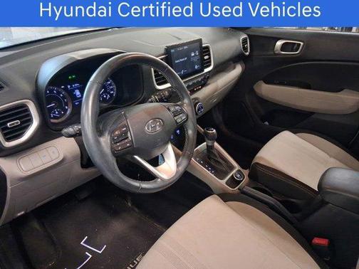 2021 Hyundai VENUE SEL