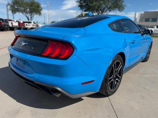 Grabber Blue Metallic 2022 Ford Mustang EcoBoost