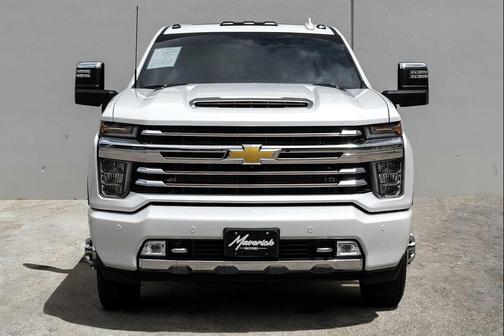 Iridescent Pearl Tricoat 2022 Chevrolet Silverado 3500 High Country