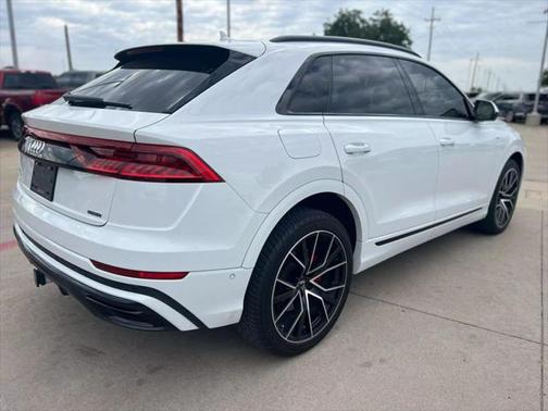 2020 Audi Q8 55 Premium Plus