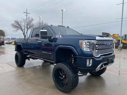 2023 GMC Sierra 2500 Denali