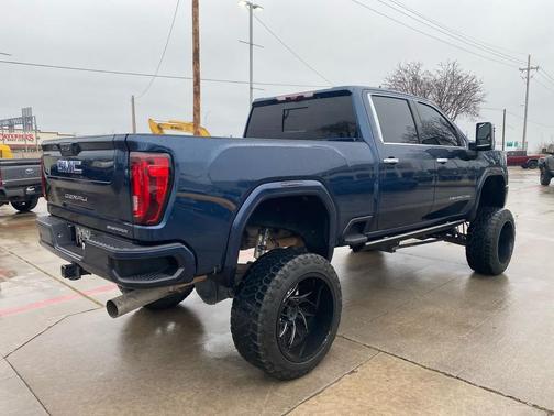 2023 GMC Sierra 2500 Denali