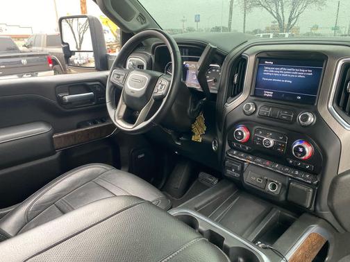 2023 GMC Sierra 2500 Denali