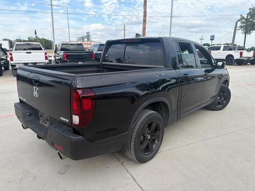 Crystal Black Pearl 2022 Honda Ridgeline Black