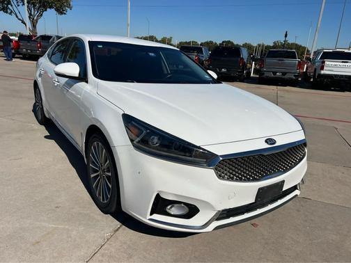 2019 Kia Cadenza Premium