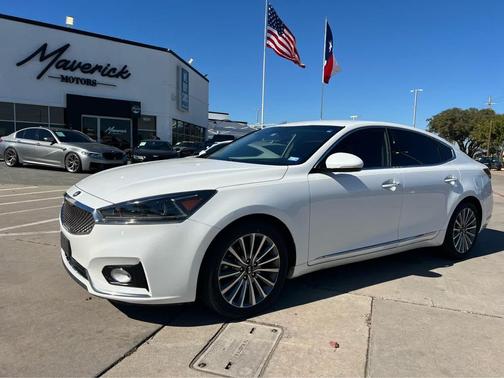 2019 Kia Cadenza Premium