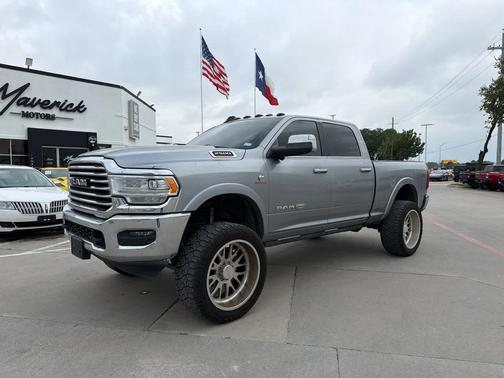Billet Silver Metallic Clearcoat 2019 RAM 2500 Longhorn