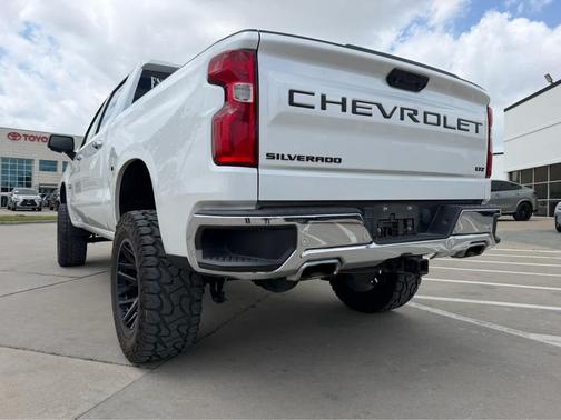 Iridescent Pearl Tricoat 2023 Chevrolet Silverado 1500 LTZ