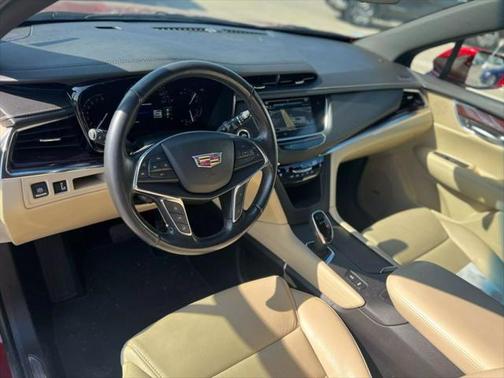 2019 Cadillac XT5 Premium Luxury