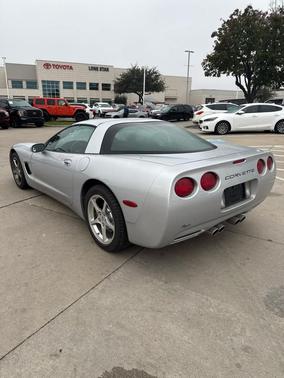 2000 Chevrolet Corvette Base