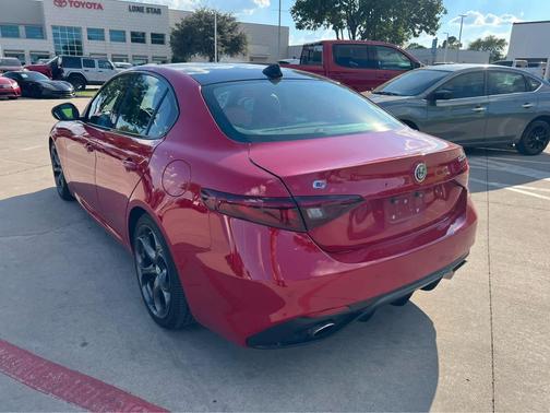 2017 Alfa Romeo Giulia Ti