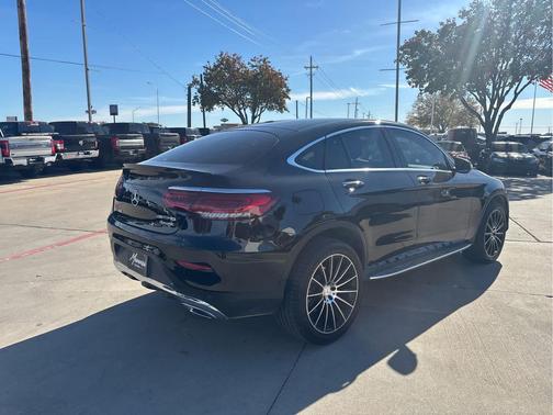 2021 Mercedes-Benz GLC 300 4MATIC Coupe