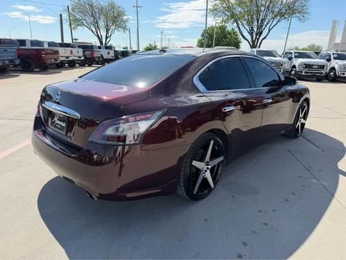 Midnight Garnet Metallic 2014 Nissan Maxima SV