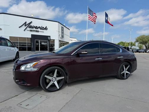 Midnight Garnet Metallic 2014 Nissan Maxima SV