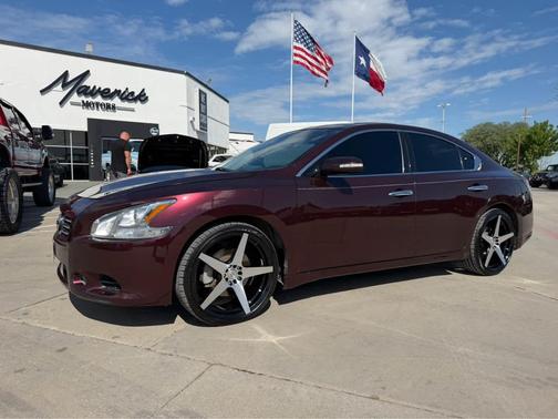 Midnight Garnet Metallic 2014 Nissan Maxima SV