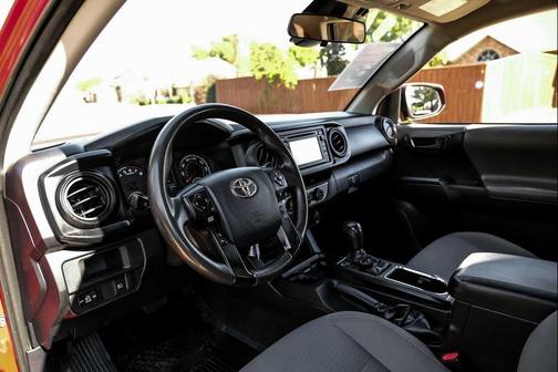 2018 Toyota Tacoma SR