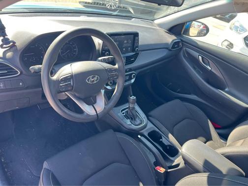 2018 Hyundai Elantra GT Base