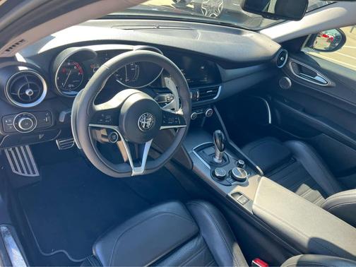 2018 Alfa Romeo Giulia Ti Sport