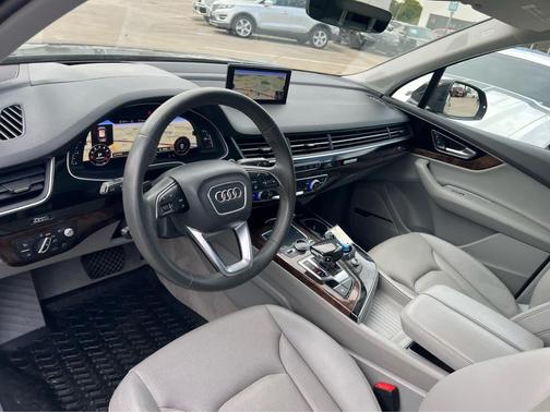 2017 Audi Q7 3.0T Prestige