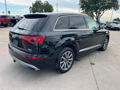 2017 Audi Q7 3.0T Prestige
