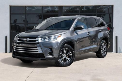 2017 Toyota Highlander LE