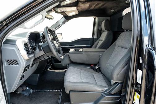 Agate Black Metallic 2023 Ford F-150 XL