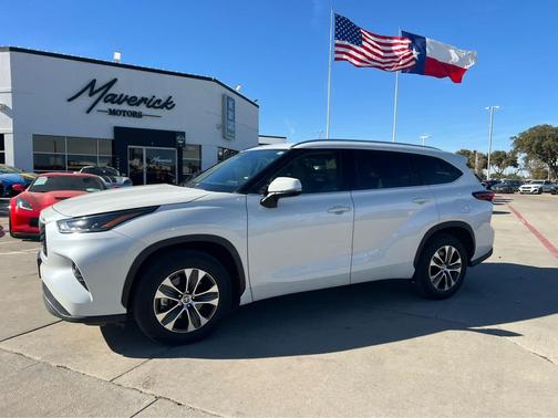 2021 Toyota Highlander XLE