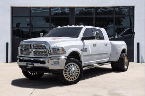 2016 RAM 3500 Laramie