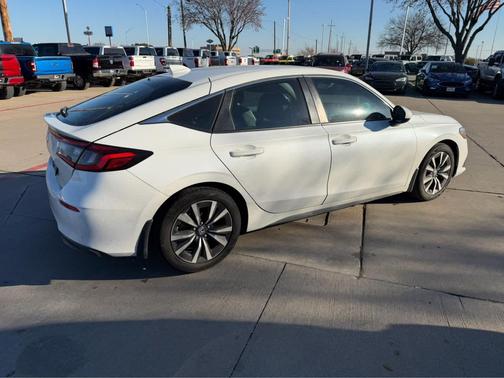 2022 Honda Civic EX-L