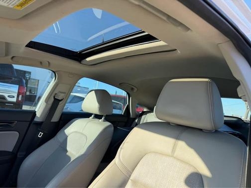 2022 Honda Civic EX-L