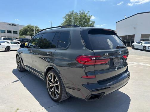 Dravit Grey Metallic 2022 BMW X7 M50i